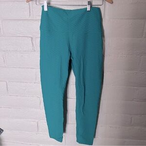 Green scrunch bum leggings
